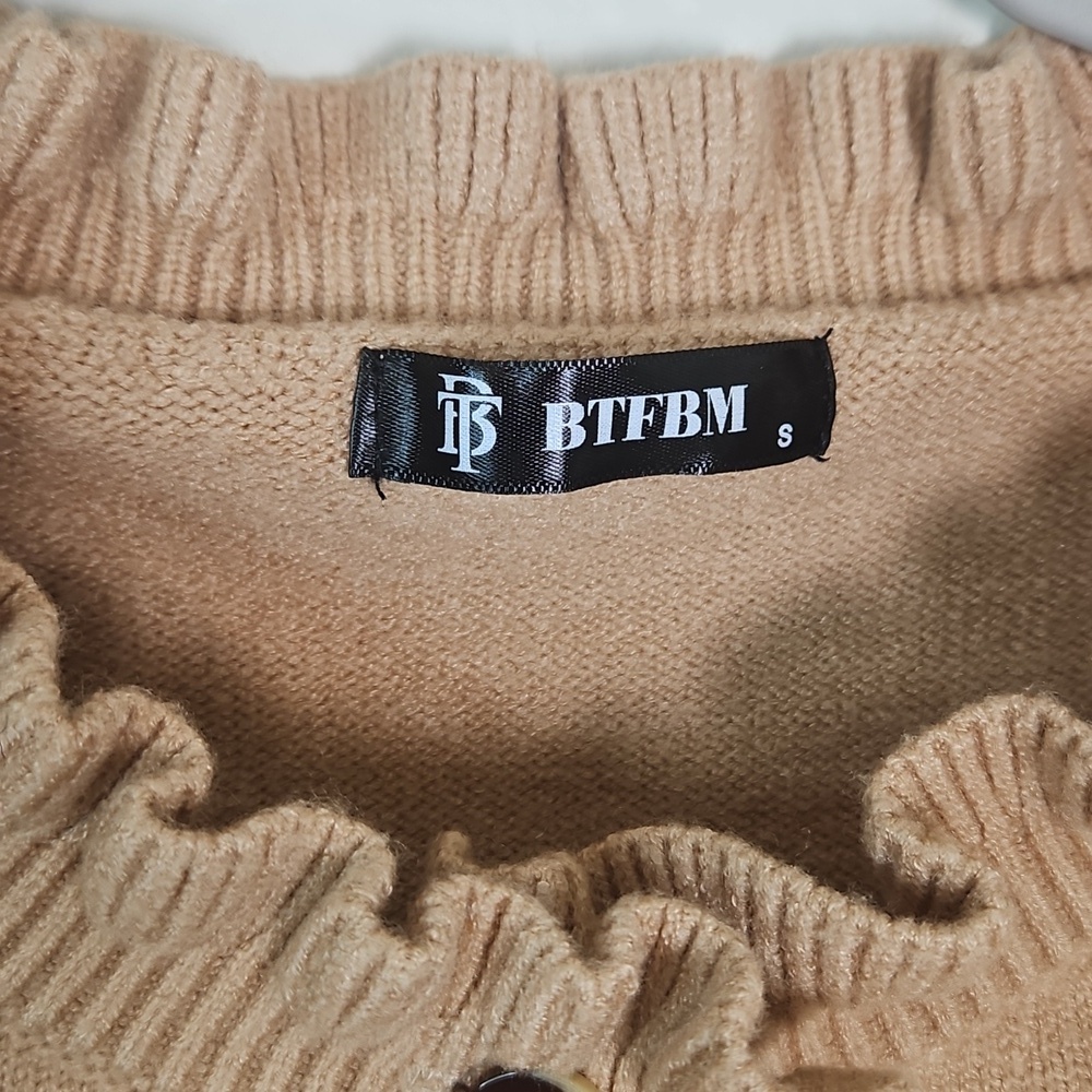 BTFBM Camel Ruffle Button Sweater S - Picture 2 of 12
